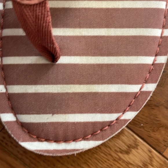Sperry Top-Sider pink and white striped thong sandal size 9.5 - Picture 7 of 7